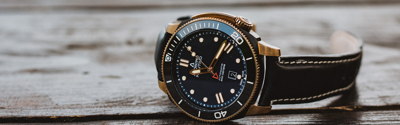 ANONIMO Nautilo皇家海軍青銅潛水腕錶