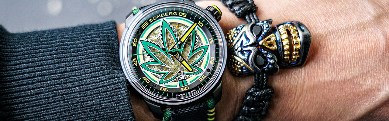 炸彈錶BOMBERG自動機械腕錶迷幻黑限定版