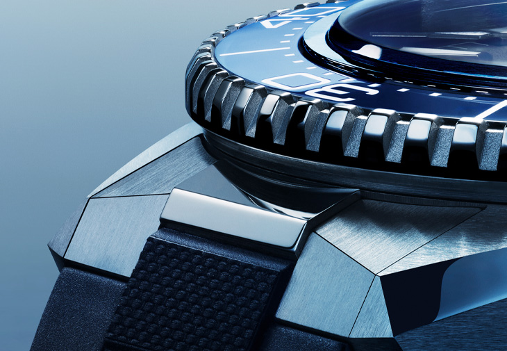 OMEGA歐米茄Seamaster Planet Ocean潛水腕錶系列