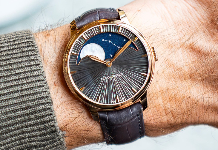 致敬英倫航海傳承／ARNOLD & SON全新Perpetual Moon 41.5懸崖灰限量腕錶
