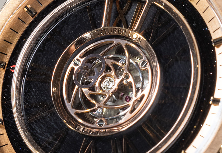 GUCCI古馳Gucci Interlocking跳時陀飛輪