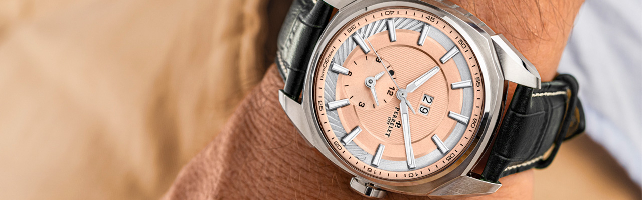 沛力錶PERRELET鮭魚色面盤Lab Peripheral系列雙時區大日期腕錶