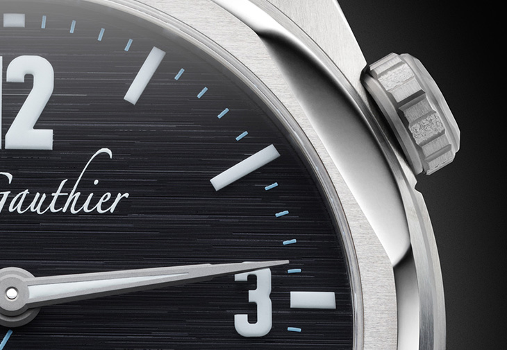 C by Romain Gauthier 鈦金鏈帶腕錶