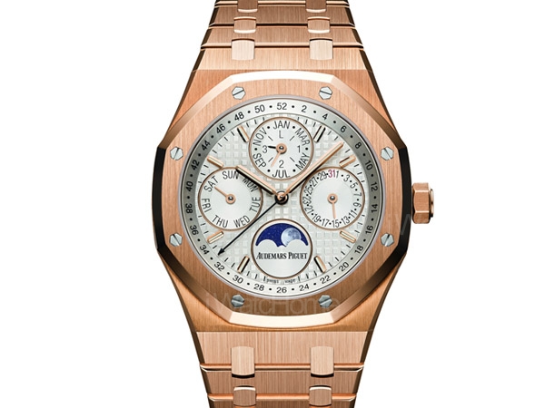 AP 採用5134機芯的皇家橡樹系列萬年曆腕錶