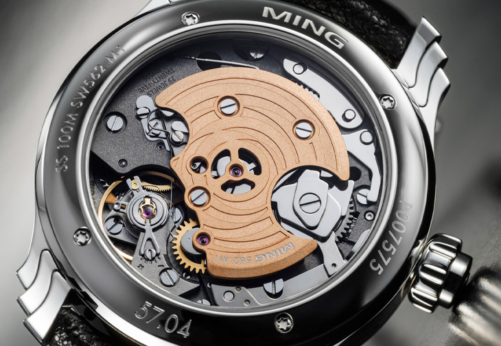MING  57.04 Iris 單按把限量計時腕錶