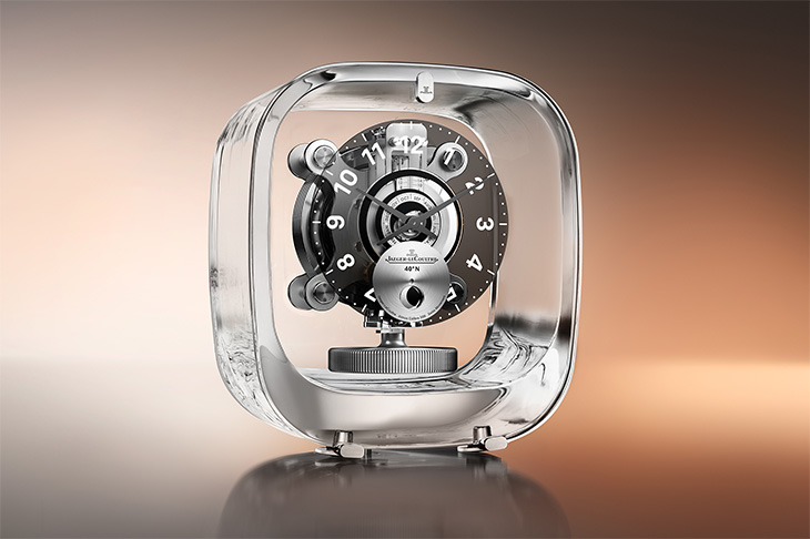 Marc Newson雕塑時間的本質／積家Atmos Designer 568座鐘