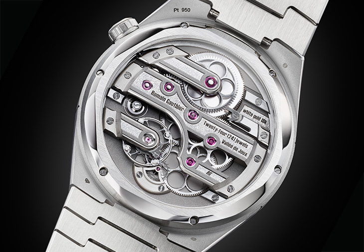 C by ROMAIN GAUTHIER Platinum Edition Bracelet C系列鉑金鏈帶腕錶