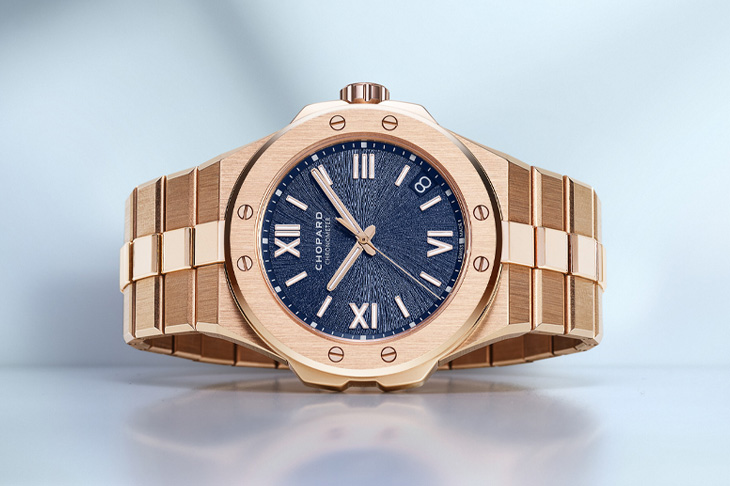 多層次獨特風格的繽紛面盤／蕭邦Alpine Eagle系列腕錶