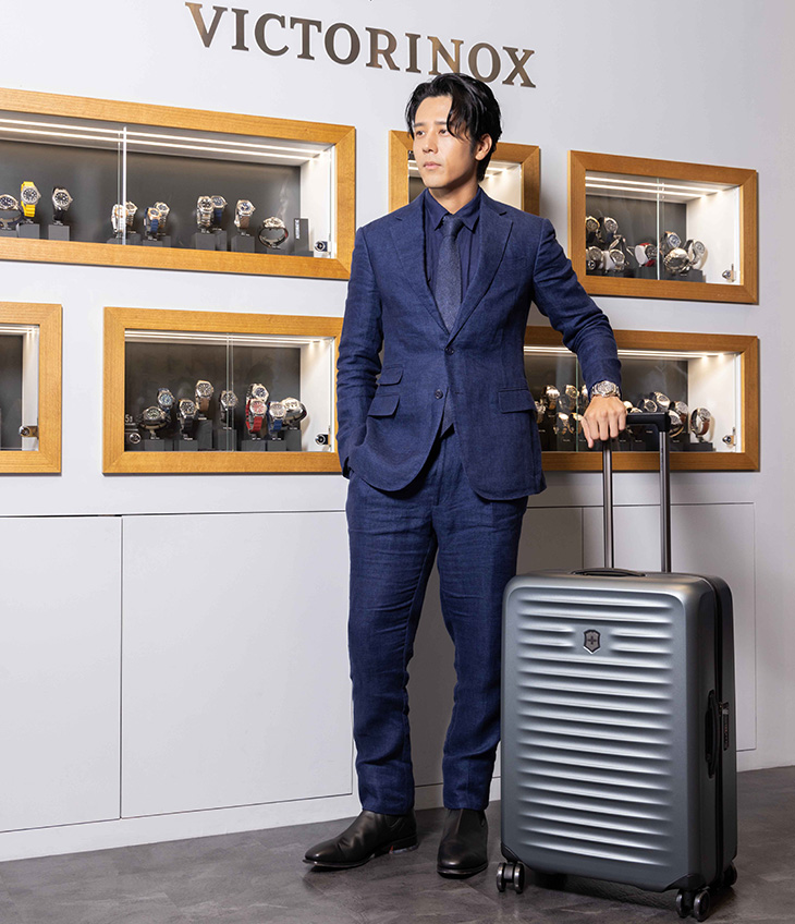 VICTORINOX瑞士維氏Airox Advanced系列行李箱