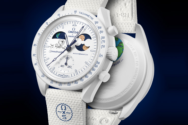 「雪景 Snoopy」獨一無二雪花雕刻／SWATCH × OMEGA Bioceramic MoonSwatch Mission To Earthphase - Moonshine Gold Cold Moon