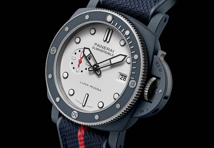 PANERAI沛納海Submersible QuarantaQuattro Luna Rossa Ti-Ceramitech™