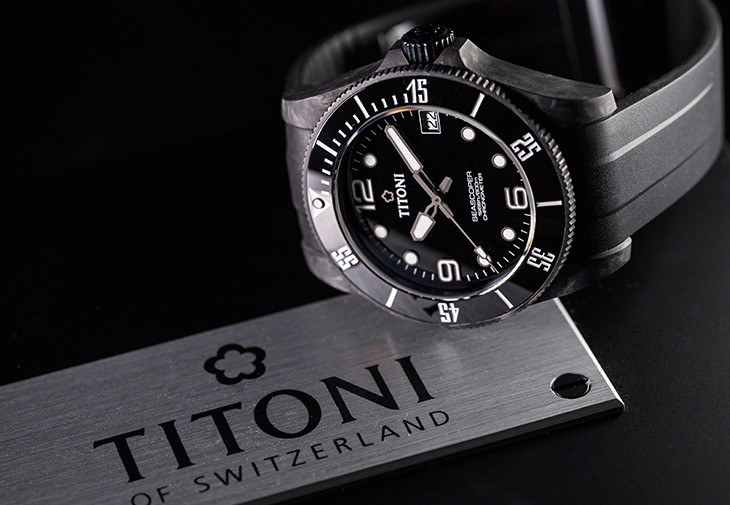 TITONI Seascoper CarbonTech腕錶
