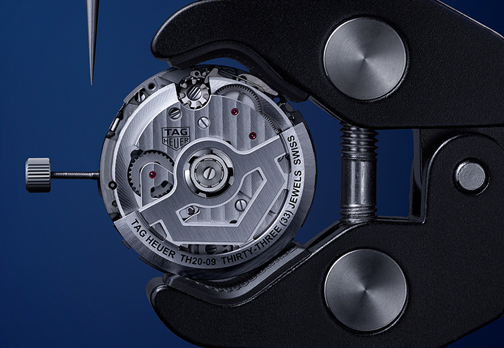 泰格豪雅TAG Heuer Carrera Glassbox 陀飛輪拱形計時腕錶