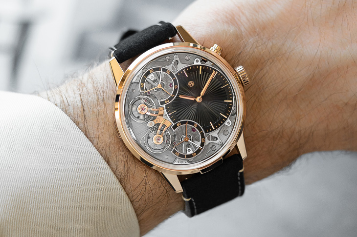 玫瑰金新版本  ARMIN STROM Mirrored Force Resonance鏡像共振腕錶