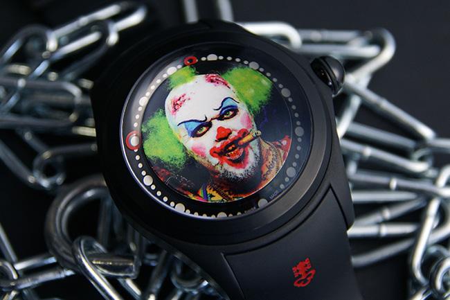 為什麼這樣看著我？　CORUM Bubble Big Magical Clown