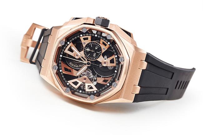 向皇家橡樹離岸型致敬  愛彼 2018年S.I.H.H.新錶速覽