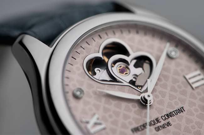 康斯登Ladies Automatic新作  點綴女性典雅之美