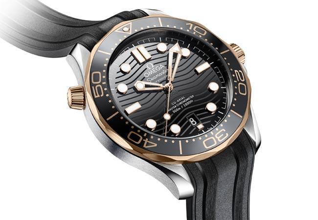 歐米茄 讓愛意蔓延情人節