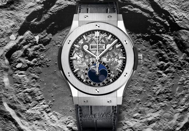 宇舶經典融合系列月相鏤空腕錶鈦金款