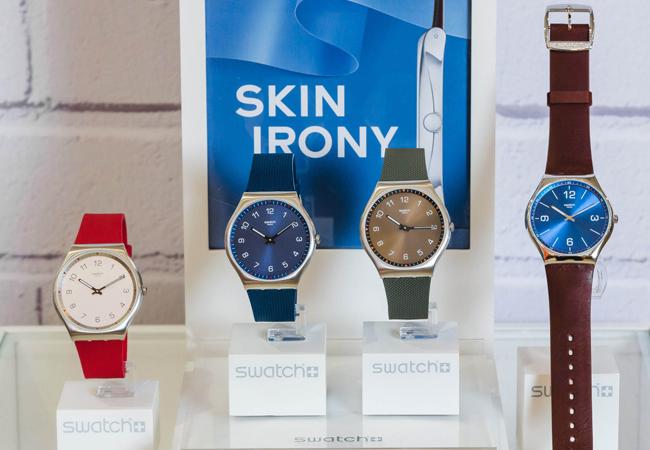 SKIN Irony超薄金屬錶款