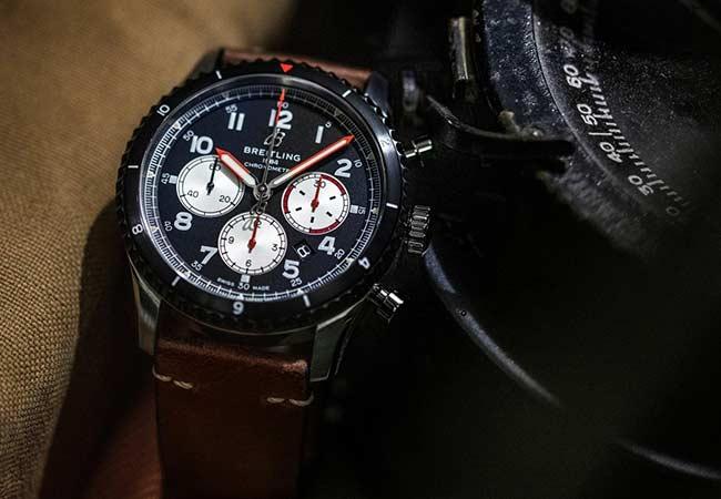 百年靈Aviator 8 Mosquito計時碼錶