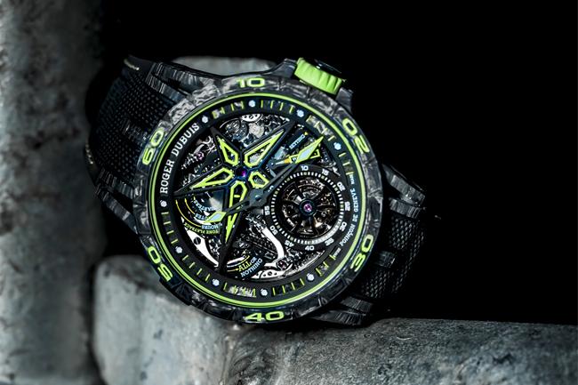 碳纖密碼大解密 羅杰杜彼三問飛行陀飛輪腕錶