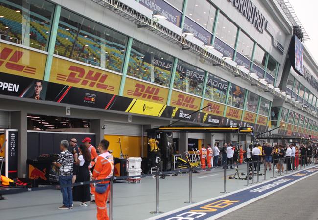 BELL & ROSS帶領媒體進行賽道散步體驗