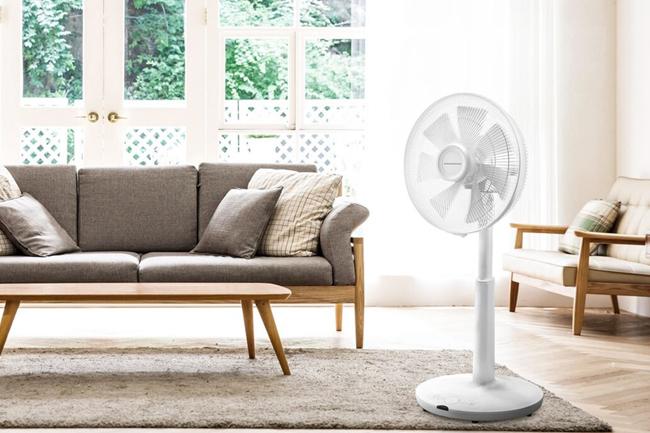 不只是一台電風扇 AMADANA靜音馬達香氛風扇