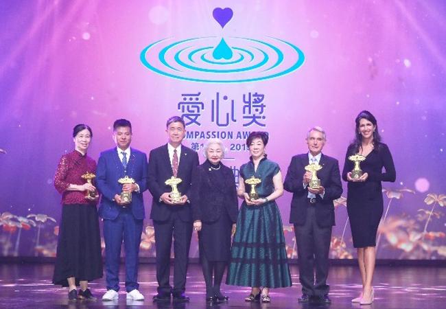 第14屆愛心獎得獎人合照