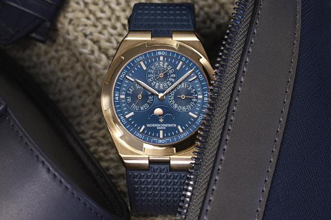 熠熠金色萬年曆 江詩丹頓Overseas超薄萬年曆腕錶