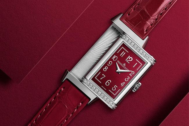 酒紅藝術格調 2020積家翻轉系列酒紅色新款腕錶