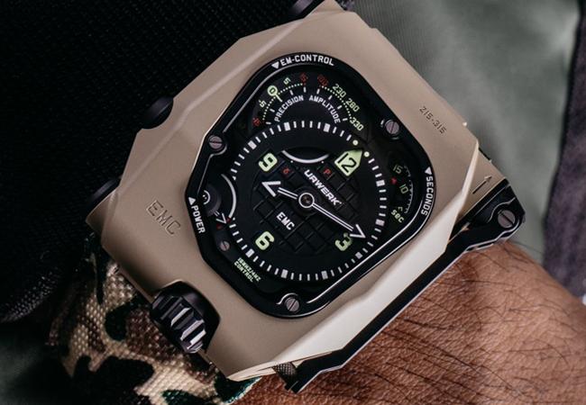 URWERK EMC TimeHunter Desert Sage腕錶