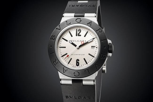 一支錶上面有5個logo真的會太多嗎？