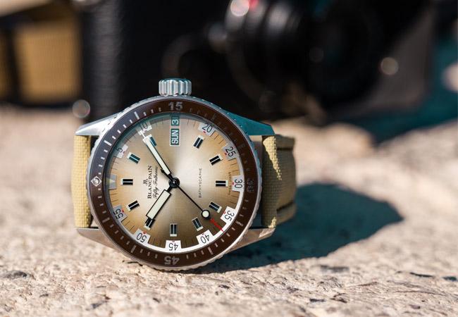 寶珀BLANCPAIN Fifty Fathoms Bathyscaphe 沙漠色五十噚深潛器日期及星期腕錶 潛水錶