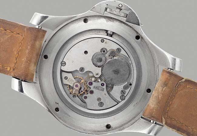 沛納海PANERAI GPF 2/56的Angelus SF 240手動上鍊機芯