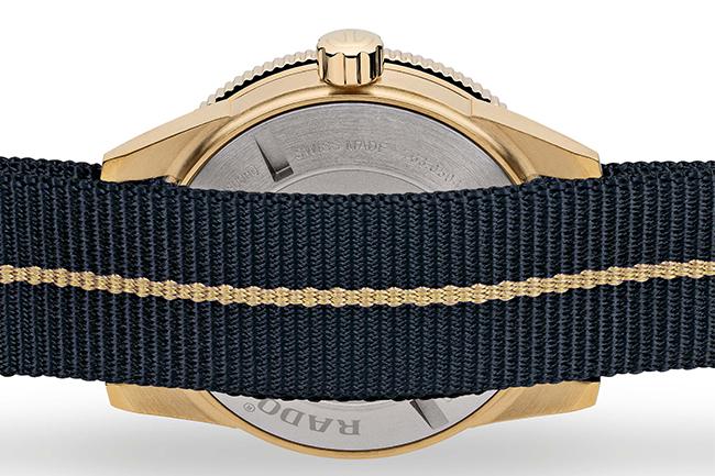 Rado雷達表Captain Cook庫克船長300米青銅自動腕錶，型號：R32504207