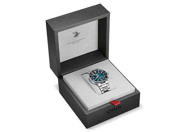 Oris Whale Shark限量腕錶盒裝