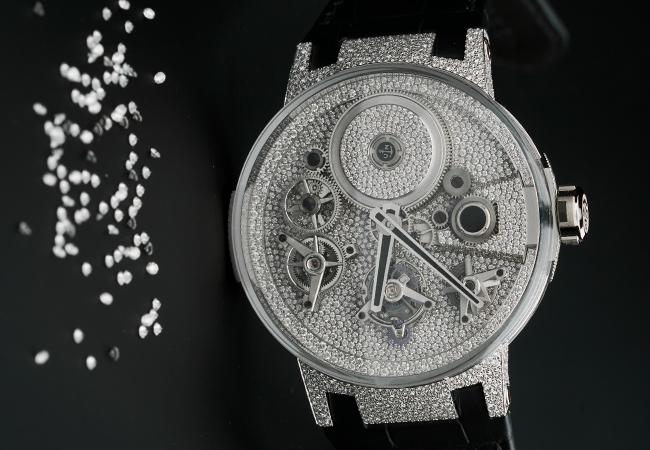 雅典ULYSSE NARDIN自由之輪璨光腕錶，型號：1760-176BLE