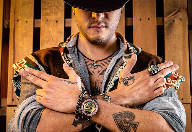 BOMBERG BB-01自動機械系列雙槍骷髏自動大三針腕錶，型號：CT43APBA.29-1.11