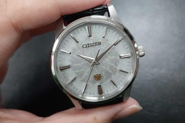 The CITIZEN Cal. 0100土佐和紙金鷹全球限量款AQ6101-02A