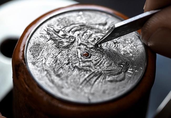 愛馬仕HERMES Arceau Tigre漸變琺瑯腕錶