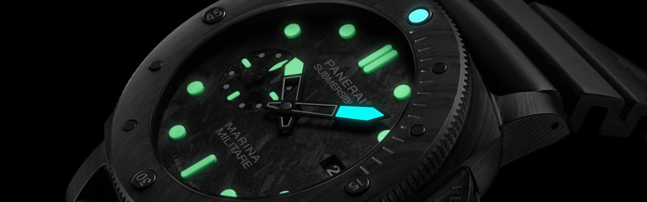 沛納海Submersible Marina Militare Carbotech腕錶