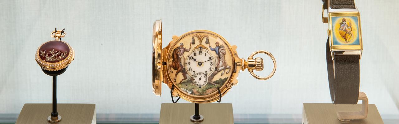 位於高登鐘錶台北老爺形象店的《積家琺瑯工藝腕錶展》展出自積家博物館借展的百年古董琺瑯時計珍藏