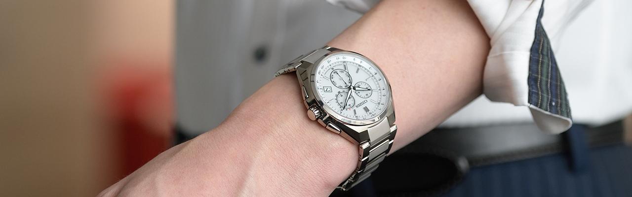 星辰光動能男錶