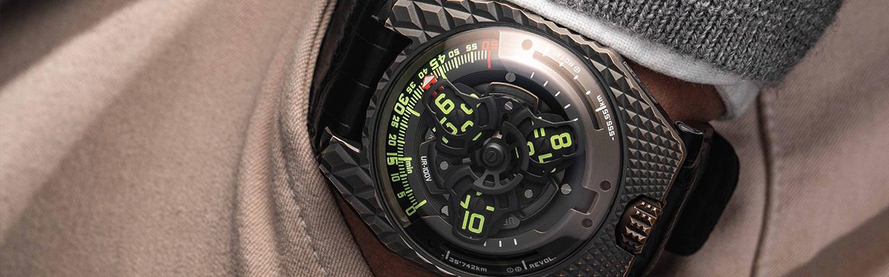 URWERK UR-100 V T-Rex