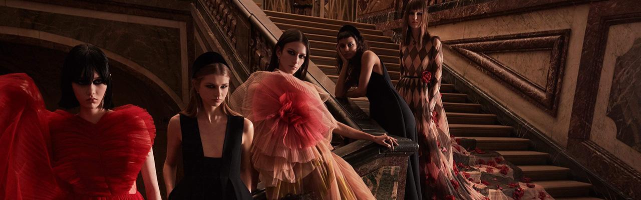 DIOR 2021秋冬時裝系列 魔幻般的飄浮樣貌