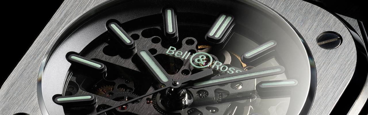 BELL & ROSS BR 05 Skeleton Nightlum鏤通夜光腕錶 為都市精英設計