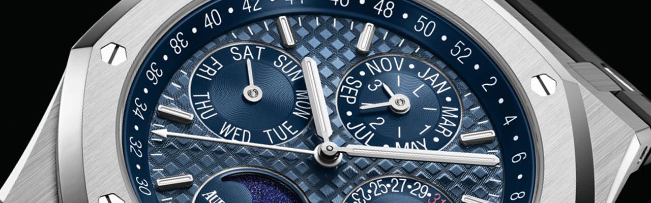 愛彼全新藍色調皇家橡樹萬年曆腕錶