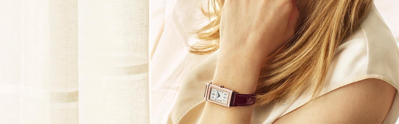 亞曼達賽佛瑞（Amanda Seyfried）高度評價積家Reverso翻轉系列腕錶