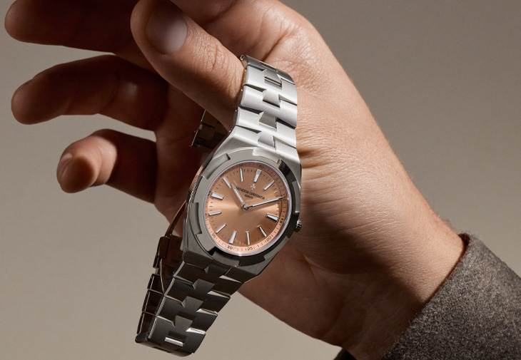 VACHERON CONSTANTIN江詩丹頓Overseas超薄自動上鏈腕錶